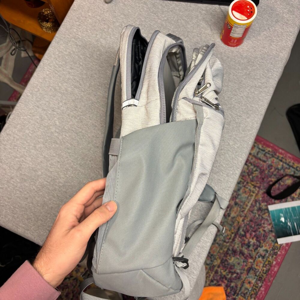 North Face Gray Everyday Backpack - image 4